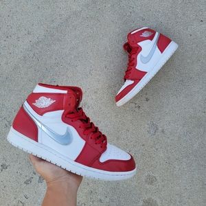 Size 10 - Jordan 1 Retro High Silver Medal 2016